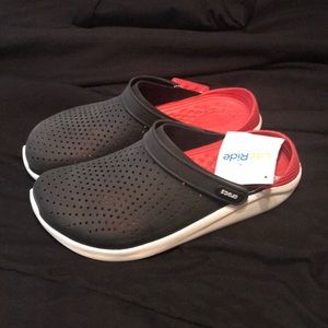 Crocs (Lite Ride) Men size 10